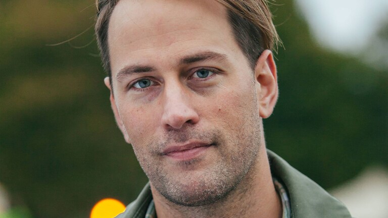 Tristram Stuart sonriendo a la cámara