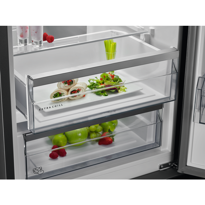 AEG - Frigorífico combi - RCB632E8MX