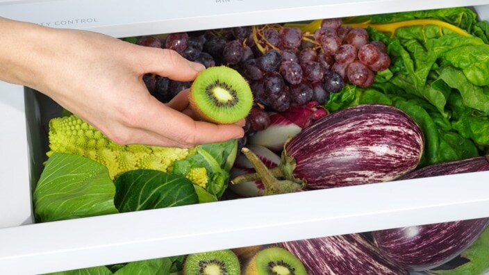 Verduras en un cajón sellado