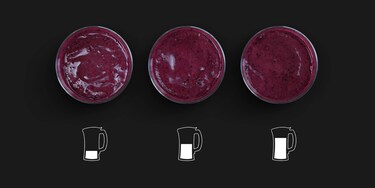 tres vasos de batido de fruta