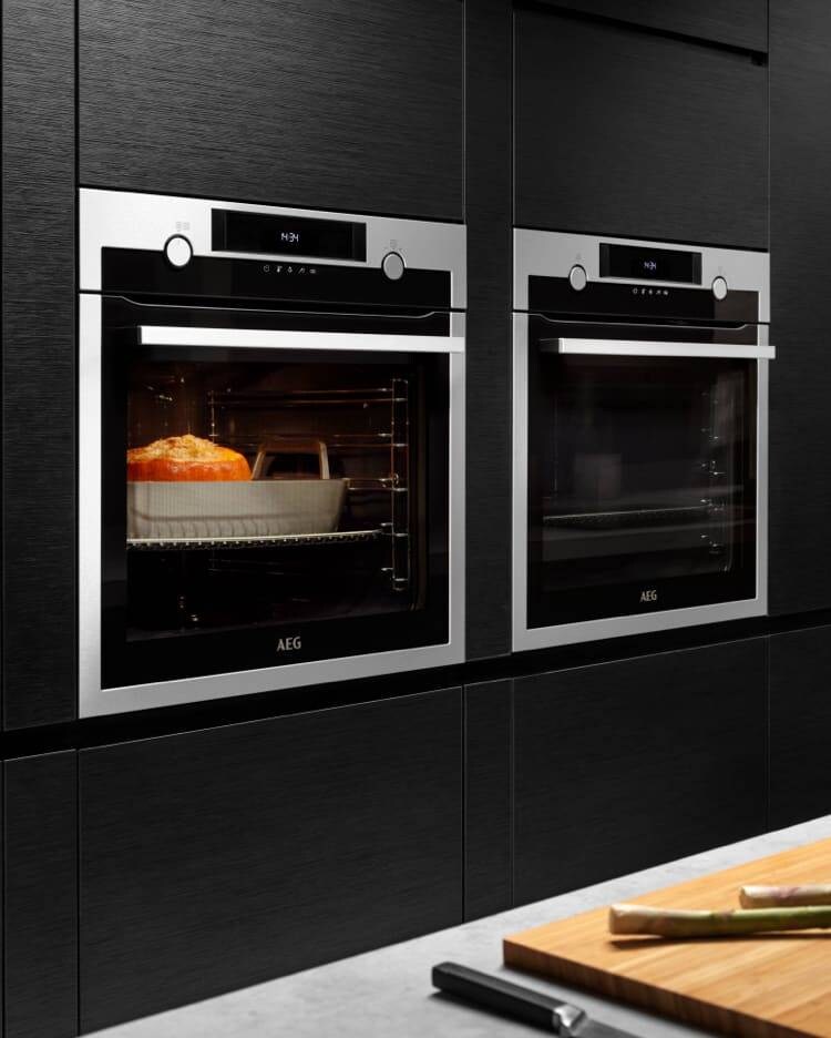 Hornos AEG de la Serie 6000 Steambake