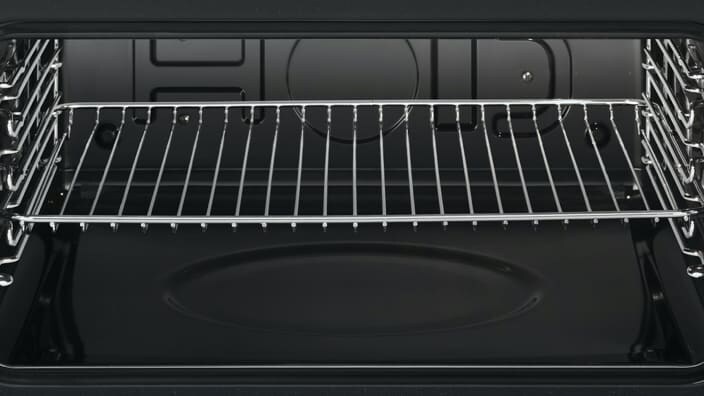Este horno tiene capacidad entre 40 y 70 litros