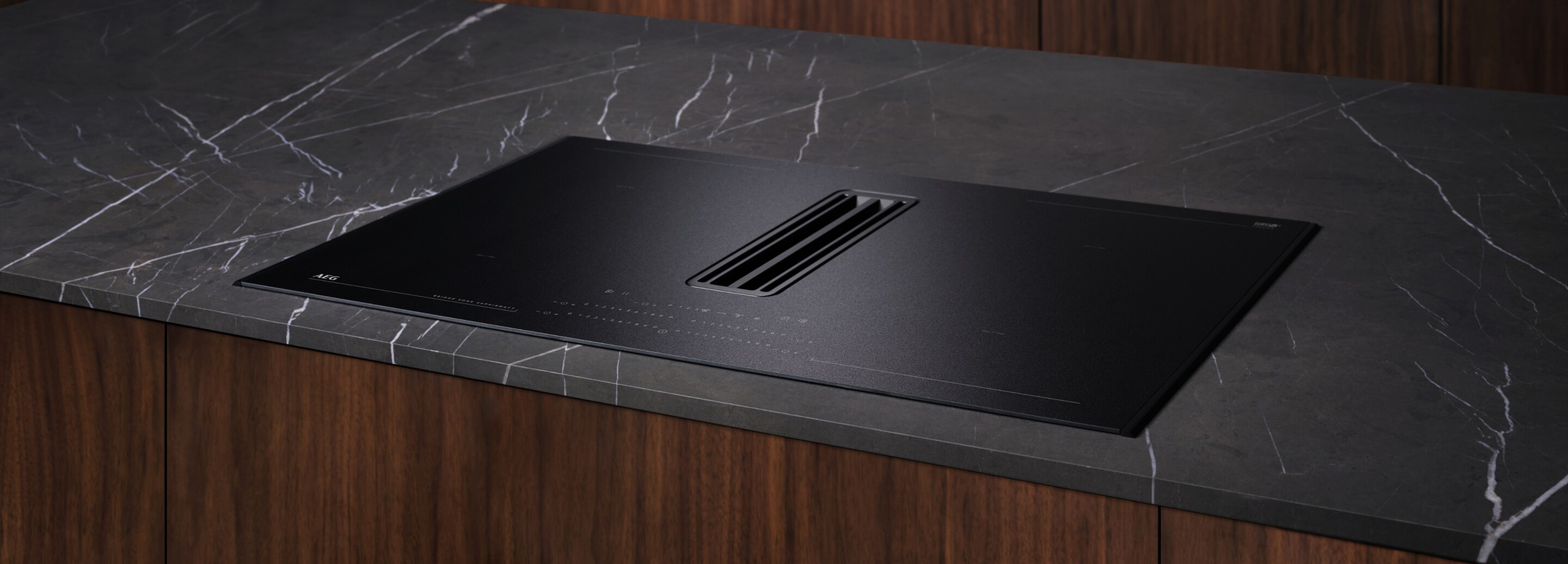Placas de inducción AEG SaphirMatt®